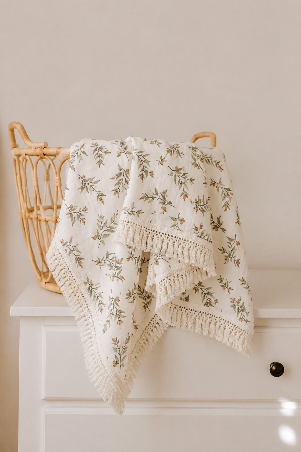 Muslin Lace blanket- leaf
