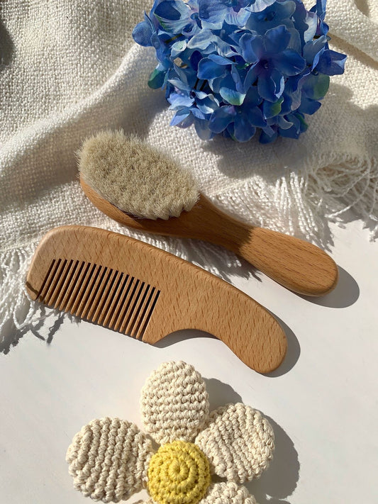 Hairbrush & comb